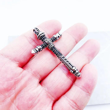 Brand New Arrival Fashion Pendant Cross Style Gift For Women & Men - Popular Christian Jewellery - The Jewellery Supermarket